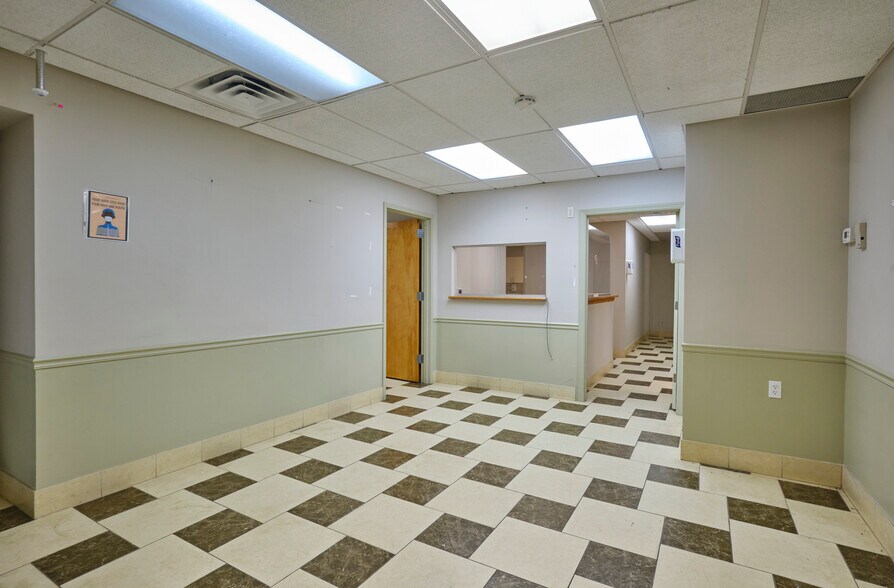 More Photos Of 2596-2598 Third Ave, Bronx Medical For Sale