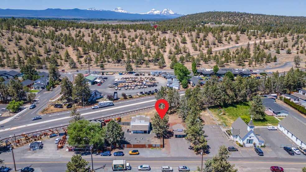 More Photos Of 64661 Bruce Ave, Bend General Retail For Sale