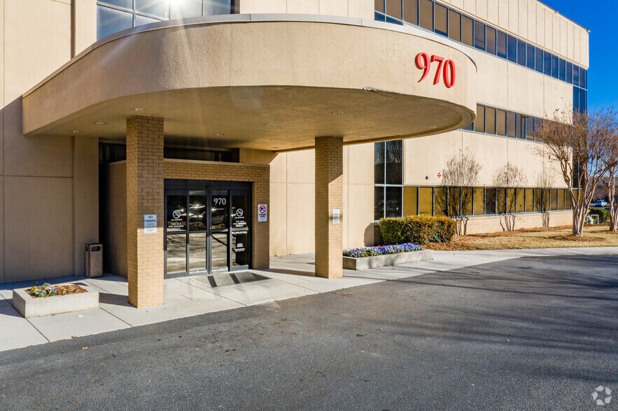 More Photos Of 100 Market Place Blvd, Cartersville Unknown For Lease