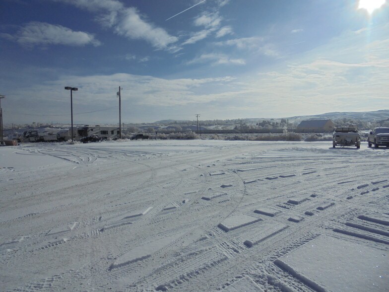 More Photos Of 1251 Dewar Dr, Rock Springs Auto Dealership For Sale