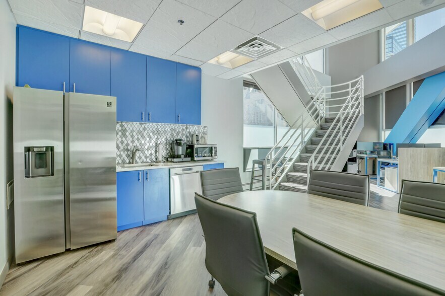 More Photos Of 1800 Glenarm Pl, Denver Office For Lease