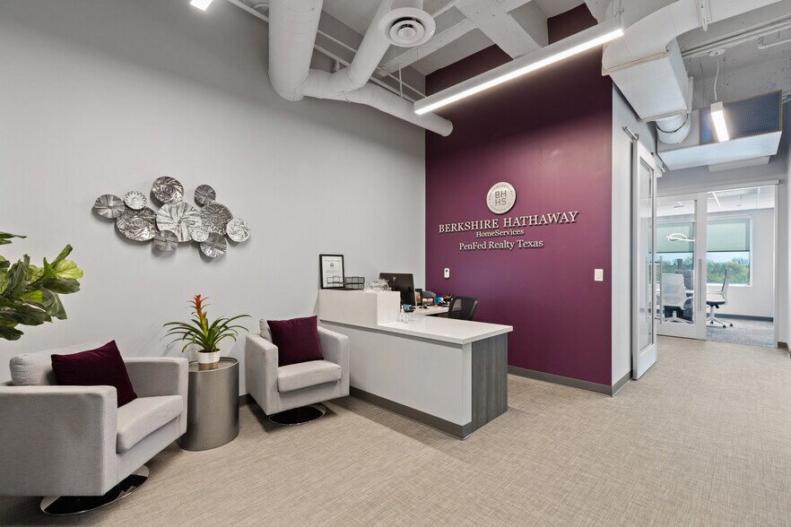 More Photos Of 2800 N Dallas Pky, Plano Office For Lease