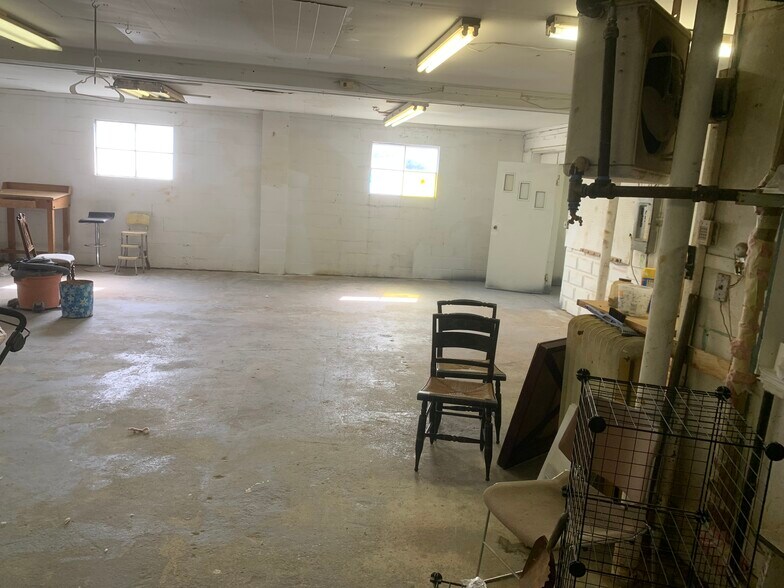 More Photos Of 334 Columbus Ave, Pittsfield Warehouse For Sale