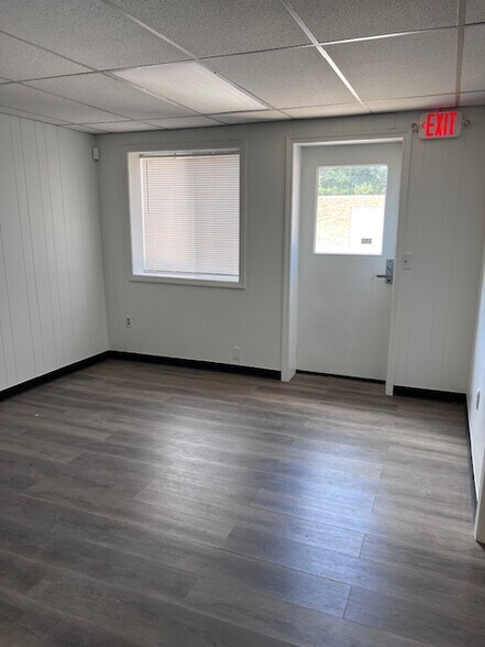 More Photos Of 360 Sharon Industrial Way, Suwanee Flex For Lease