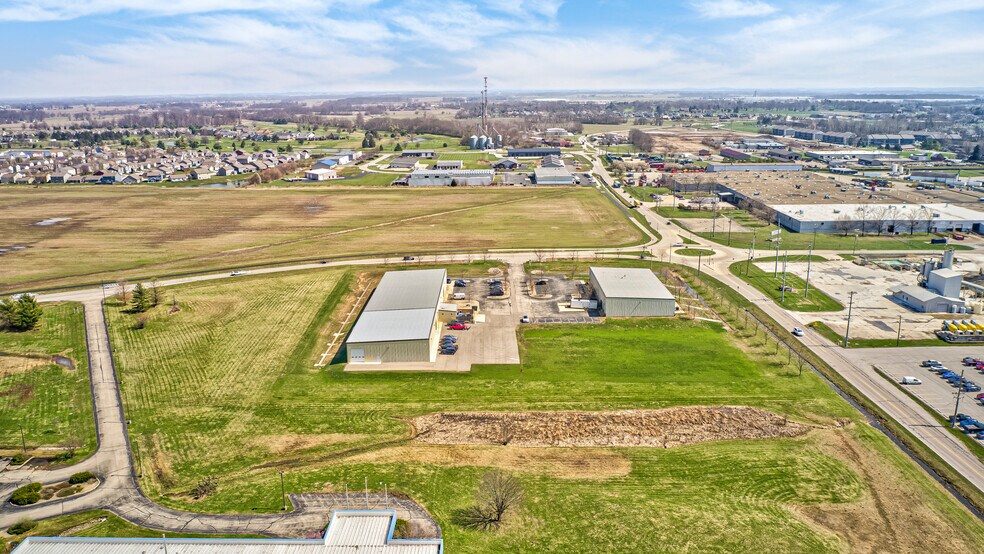 More Photos Of 1400 Commerce Pky, Franklin Warehouse For Lease