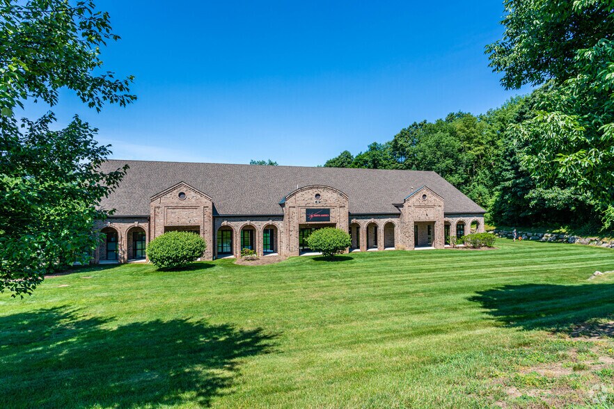 Primary Photo Of 11 Millpond Dr, Lafayette Flex For Lease