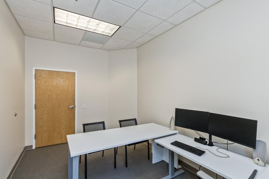 More Photos Of 56 College St, Asheville Office For Lease