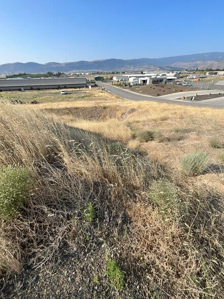 More Photos Of 501 Urban Industrial Way, East Wenatchee Land For Sale