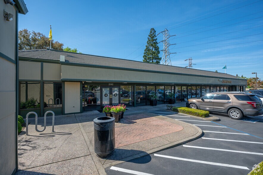 More Photos Of 2354-2362 Fair Oaks Blvd, Sacramento Unknown For Lease