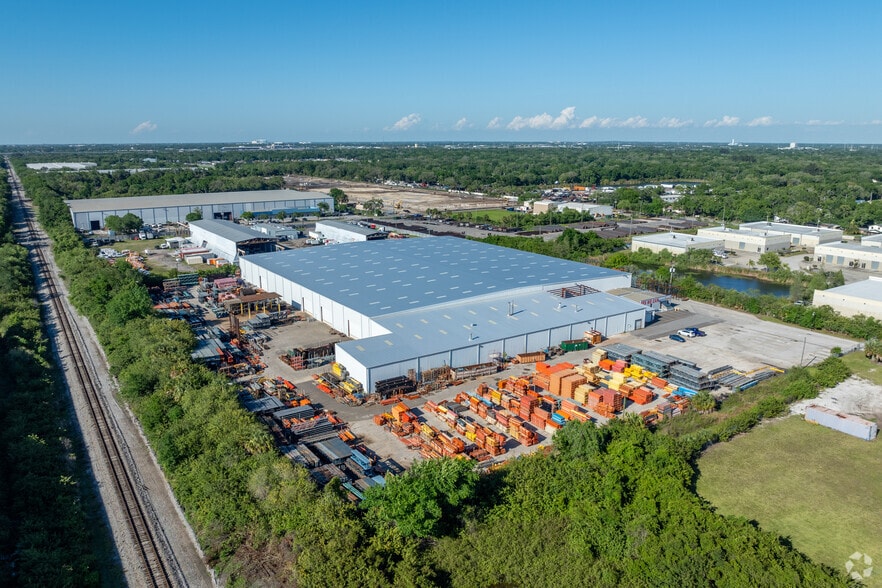 More Photos Of 5210 Causeway Blvd, Tampa Manufacturing For Sale