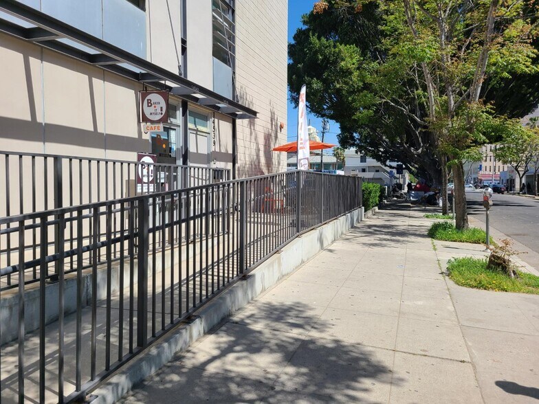More Photos Of 14539-14547 Erwin St, Van Nuys Loft Creative Space For Lease