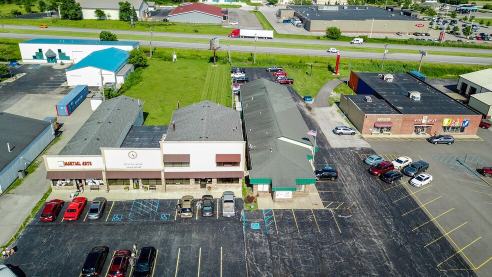 More Photos Of 1583-1587 S Calumet Rd, Chesterton Storefront Retail Office For Lease