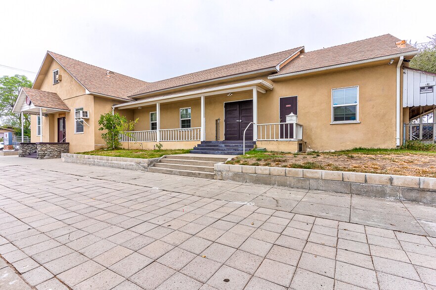 More Photos Of 600 S Towne Ave, Pomona Religious Facility For Sale