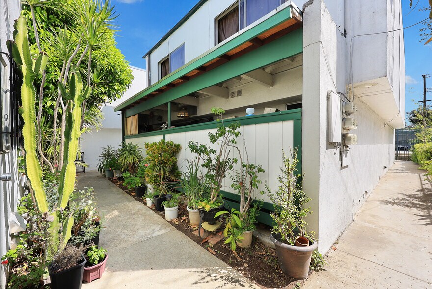 More Photos Of 500 S 6TH ST, Montebello Apartments For Sale