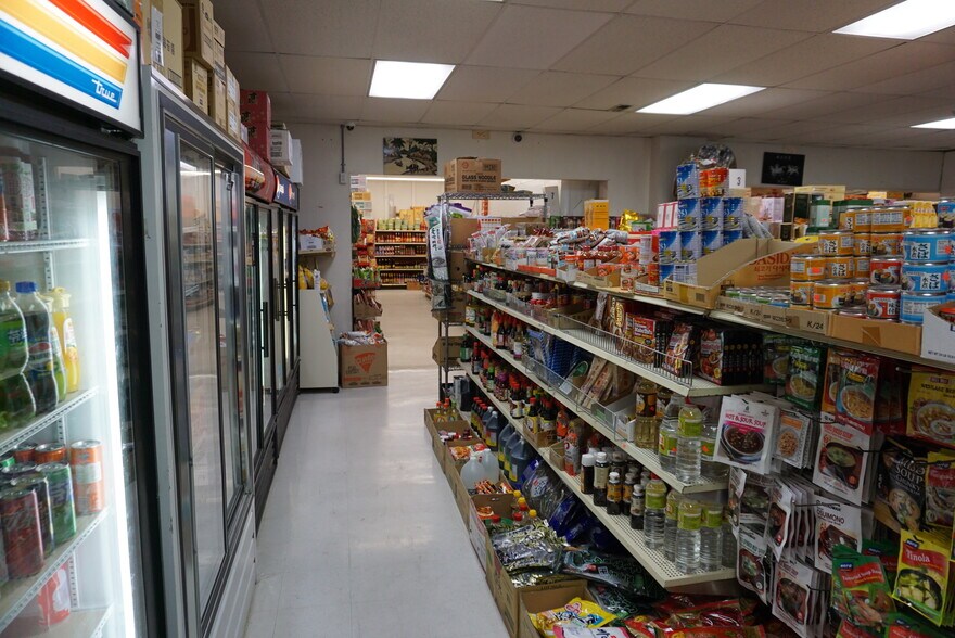 More Photos Of 1831 W Cartmell St, Pasco Freestanding For Sale