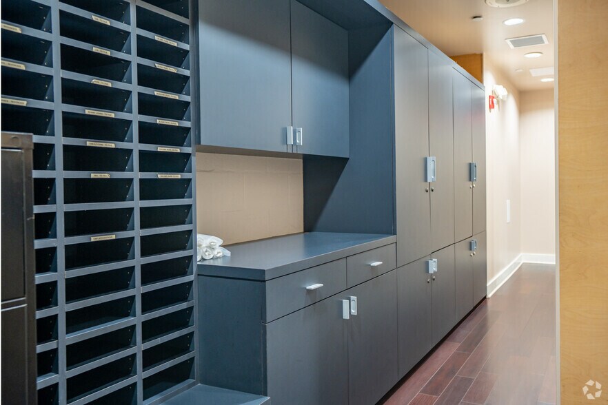 More Photos Of 1227-1239 N Gulfstream Ave, Sarasota Apartments For Lease