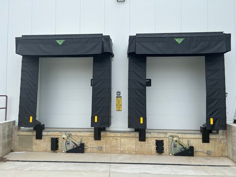 More Photos Of 2331 S 30th St, Lafayette Manufacturing For Sale