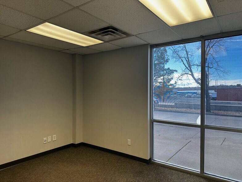 More Photos Of 5415 W 59th Ave, Arvada Flex For Lease