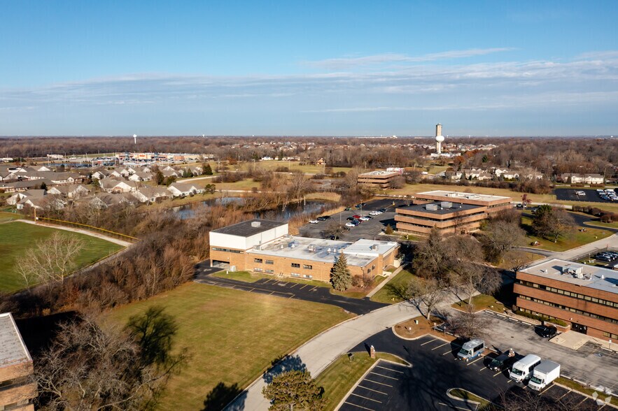 More Photos Of 20080 Governors Dr, Olympia Fields Office For Sale