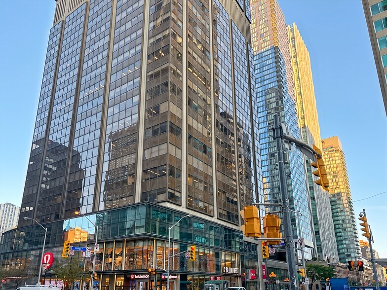 More Photos Of 2 Bloor St W, Toronto Coworking Space