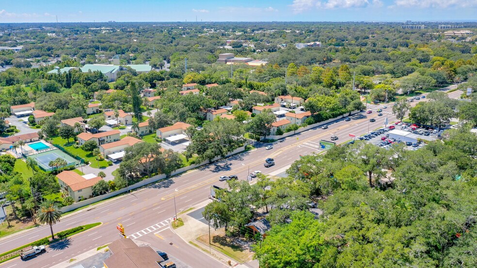 More Photos Of 550 E Bay Dr, Largo Medical For Sale