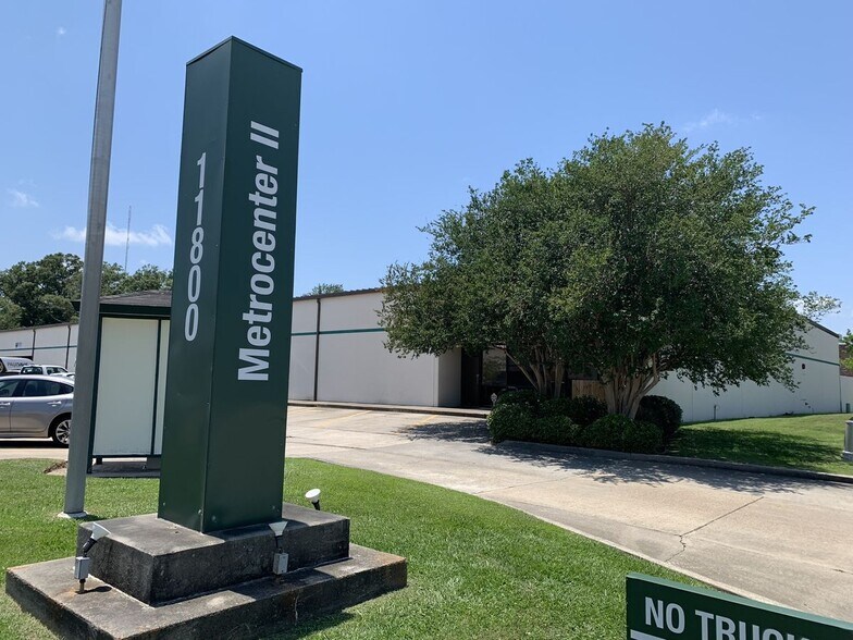 More Photos Of 11800 Industriplex Blvd, Baton Rouge Distribution For Sale