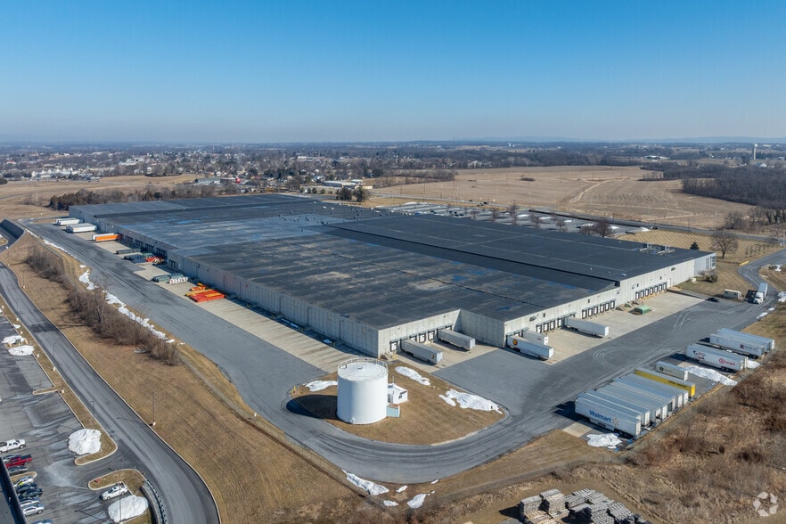 More Photos Of 12000 Molly Pitcher Hwy, Greencastle Warehouse For Lease