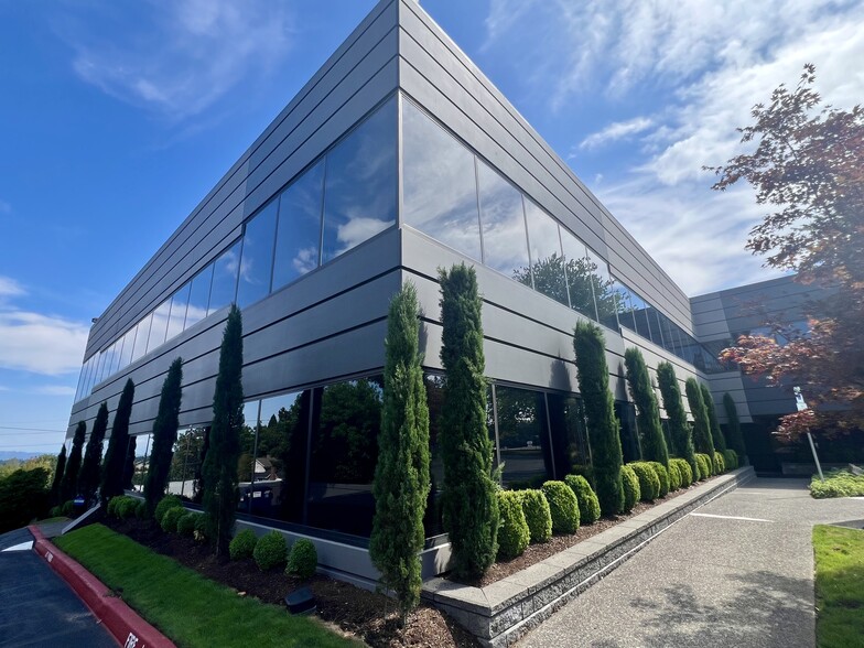 More Photos Of 9700 SW Capitol Hwy, Portland Office For Lease
