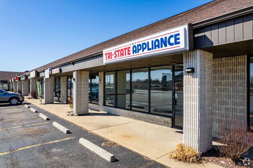 More Photos Of 16761 Saint Clair Ave, East Liverpool Unknown For Lease