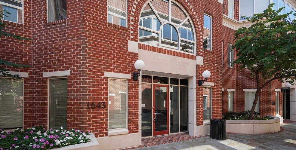 More Photos Of 1631-1663 Prince St, Alexandria Medical For Lease