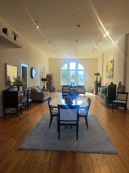 More Photos Of 208-214 Main St, Toronto Storefront Retail Residential For Sale