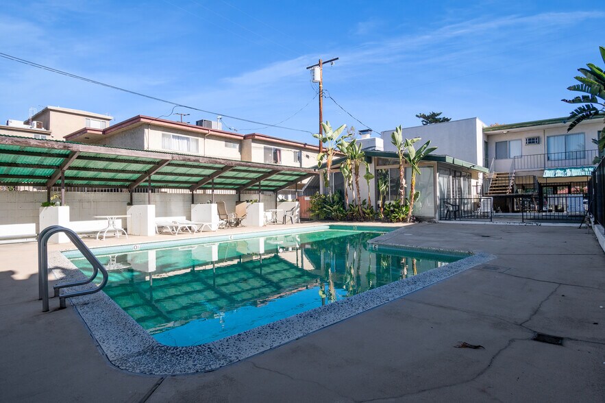 More Photos Of 4215 Vineland Ave, Studio City Apartments For Sale