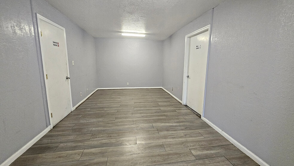 More Photos Of 21135 Mission Blvd, Hayward Auto Repair For Sale