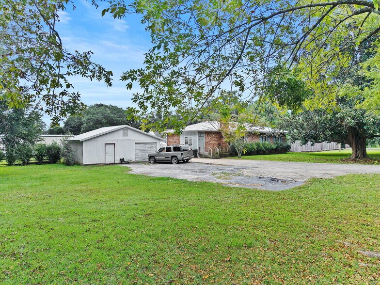 Primary Photo Of 19786 State Highway 181, Fairhope Specialty For Sale