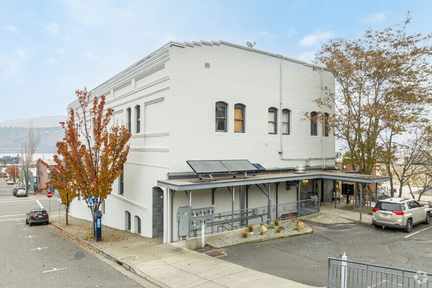 More Photos Of 315 Oak St, Hood River Loft Creative Space For Sale