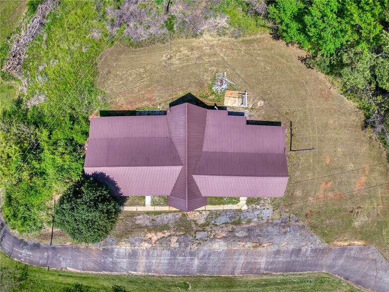 More Photos Of 810 Sportin Life Ln, Westminster Freestanding For Sale