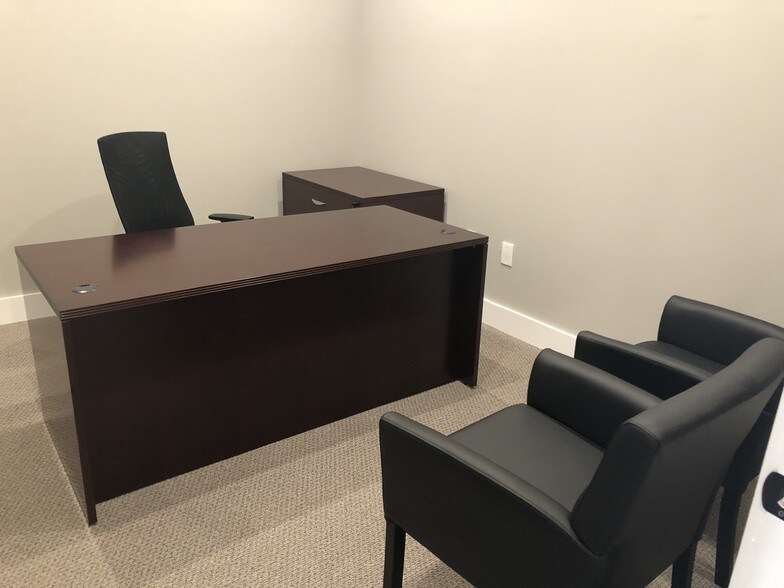 More Photos Of 255 Gateway Dr, Bethlehem Coworking Space
