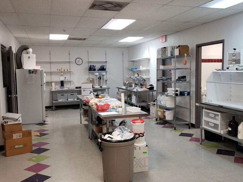 More Photos Of 1623 W Pecan Blvd, McAllen Storefront Retail Office For Lease