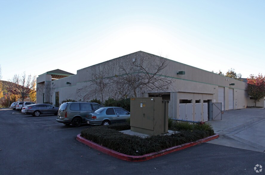 More Photos Of 3567 Old Conejo Rd, Newbury Park Manufacturing For Lease