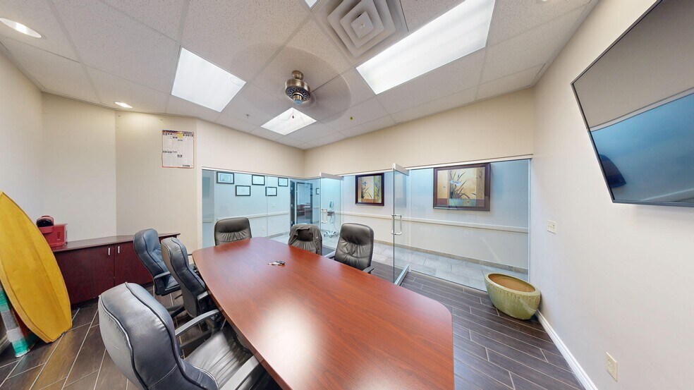 More Photos Of 5225 S Durango Dr, Las Vegas Medical For Sale