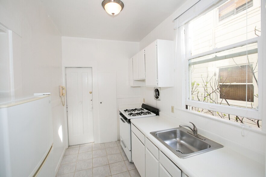 More Photos Of 1163 Pine St, San Francisco Apartments For Sale