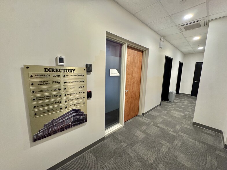 More Photos Of 251-73 Jericho Tpke, Bellerose Office For Sale