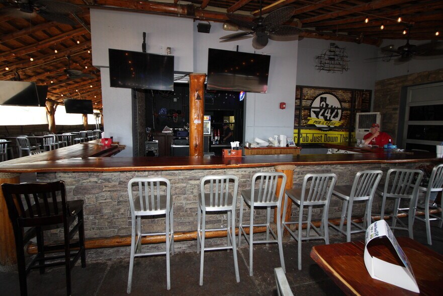 More Photos Of 6062 FM 2920, Spring Restaurant For Sale