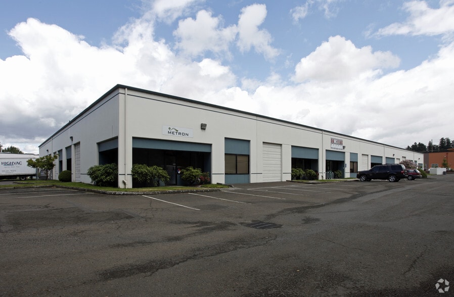 Primary Photo Of 302-376 NE 219th Ave, Gresham Light Manufacturing For Lease