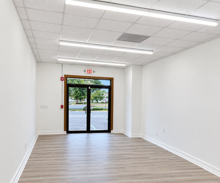 More Photos Of 711 Broadway, Westwood Warehouse For Lease