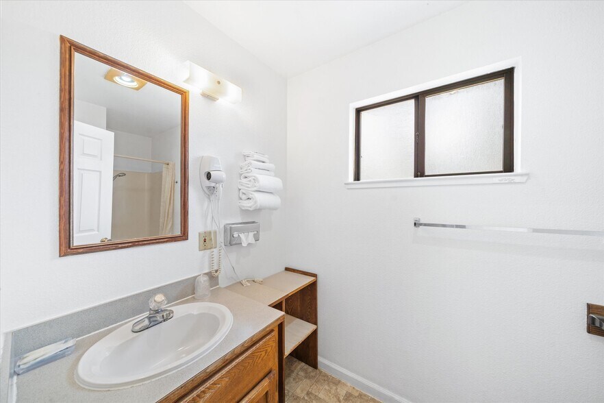 More Photos Of 37448 Main St, Burney Hotel For Sale