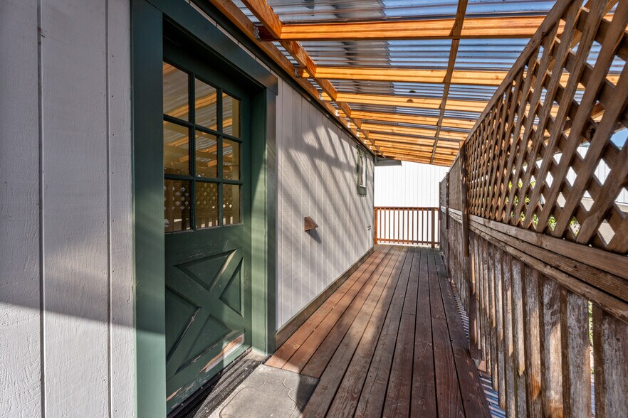 More Photos Of 18651 Old Coast Hwy, Fort Bragg Flex For Sale
