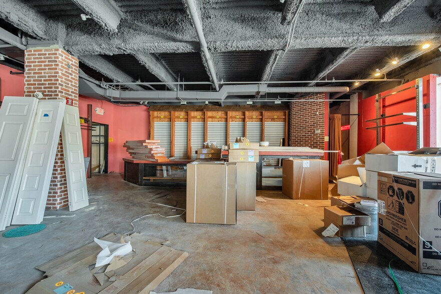 More Photos Of 250 Main St, Hartford Apartments For Lease