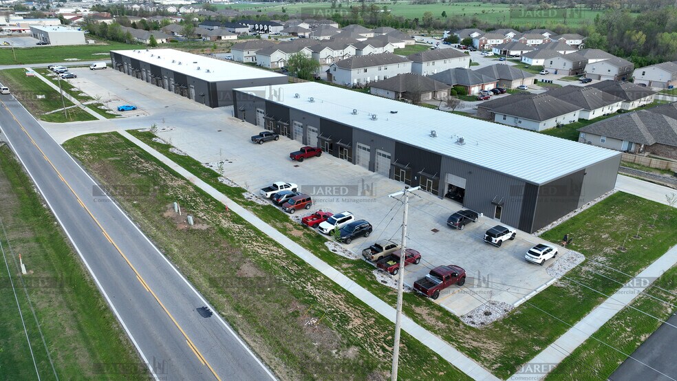 More Photos Of 967-975 W STATE HWY NN, Ozark Industrial For Sale