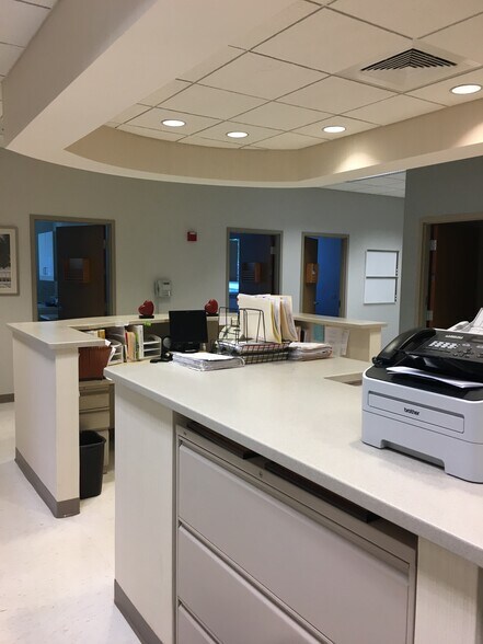 More Photos Of 900 NW 17th Ave, Delray Beach Medical For Sale